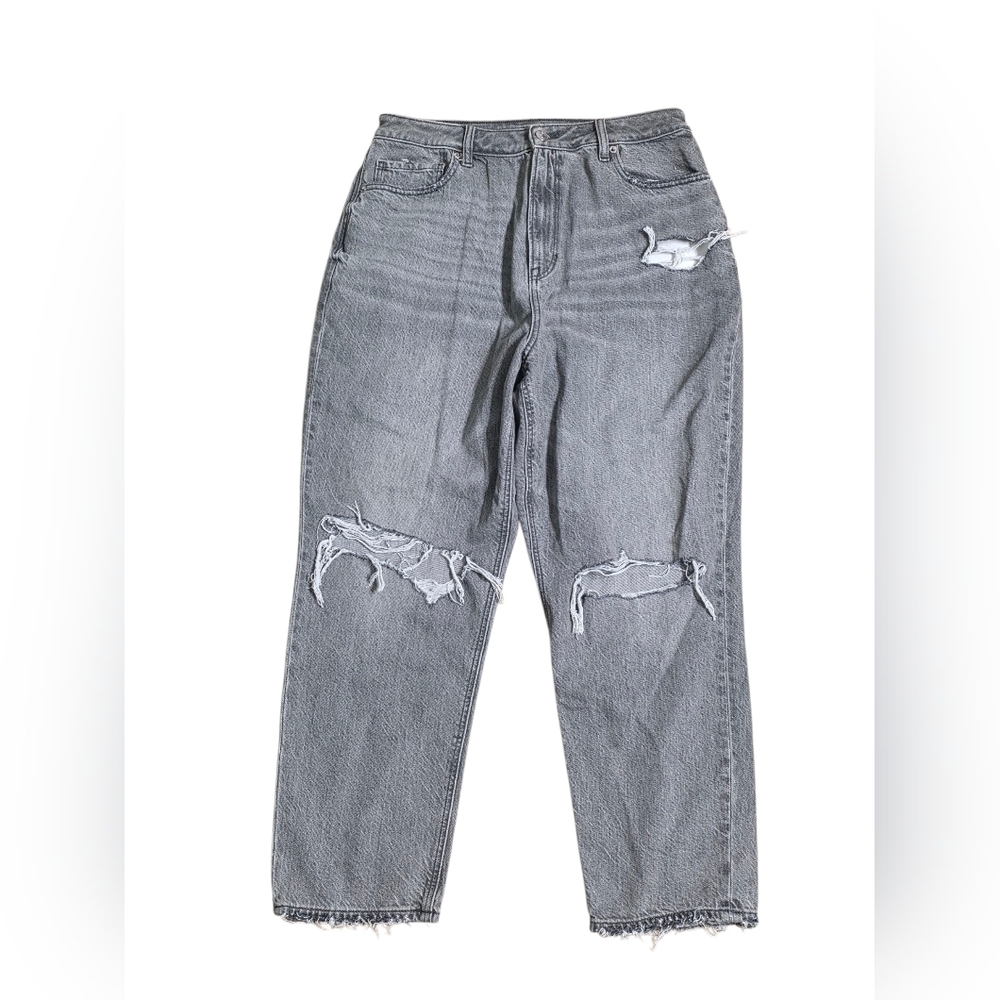 American Eagle Outfitters Distressed Grey Jeans Size 16 Short